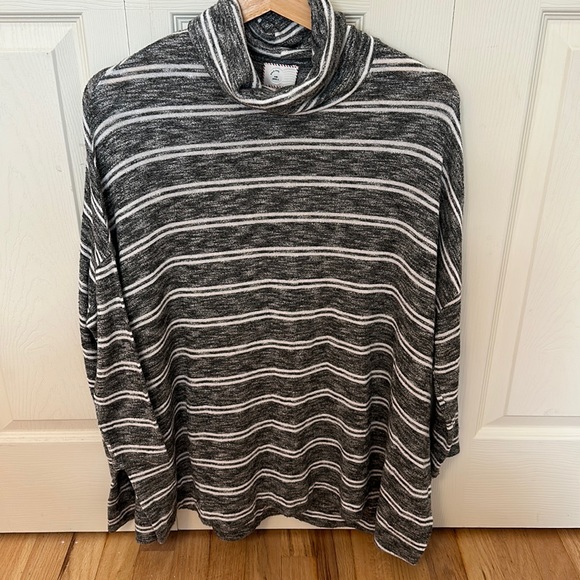 Anthropologie Postmark Striped Dolman Sleeve
Sweater with Cowl Neck size small - Picture 2 of 6